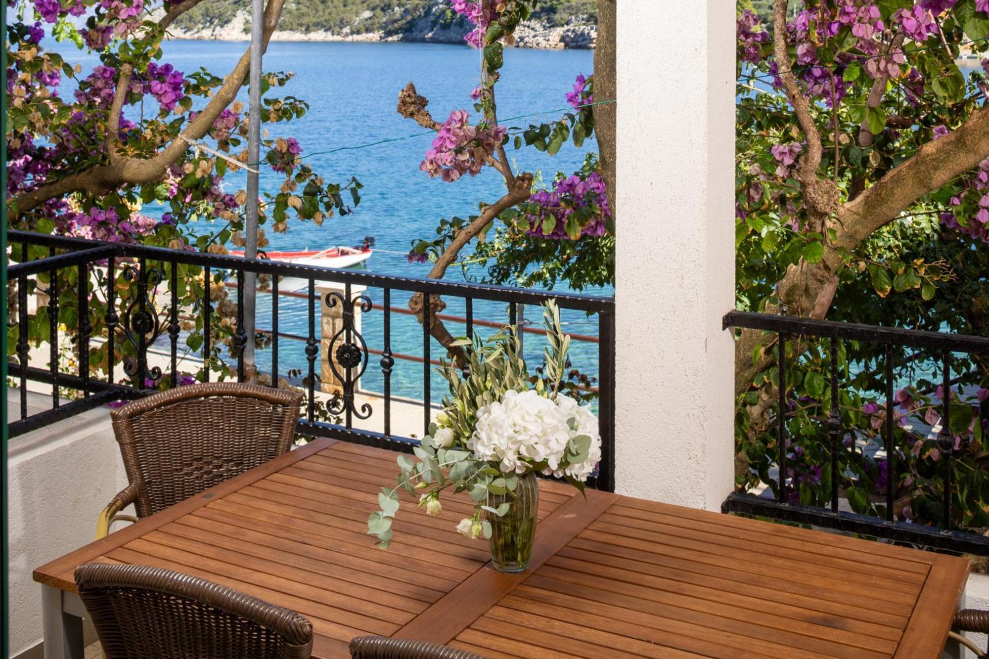 Apartmani Nikola Zastrazisce ภายนอก รูปภาพ